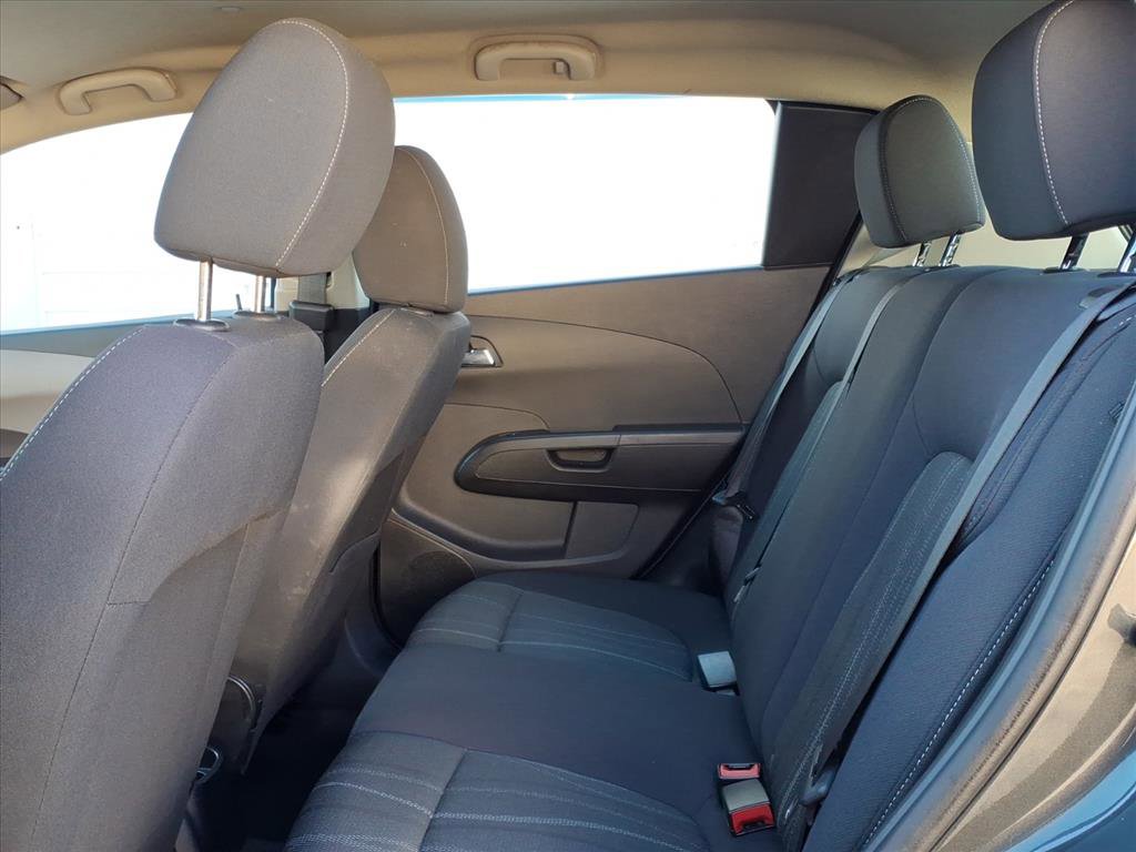 Used 2014 Chevrolet Sonic LT image 10