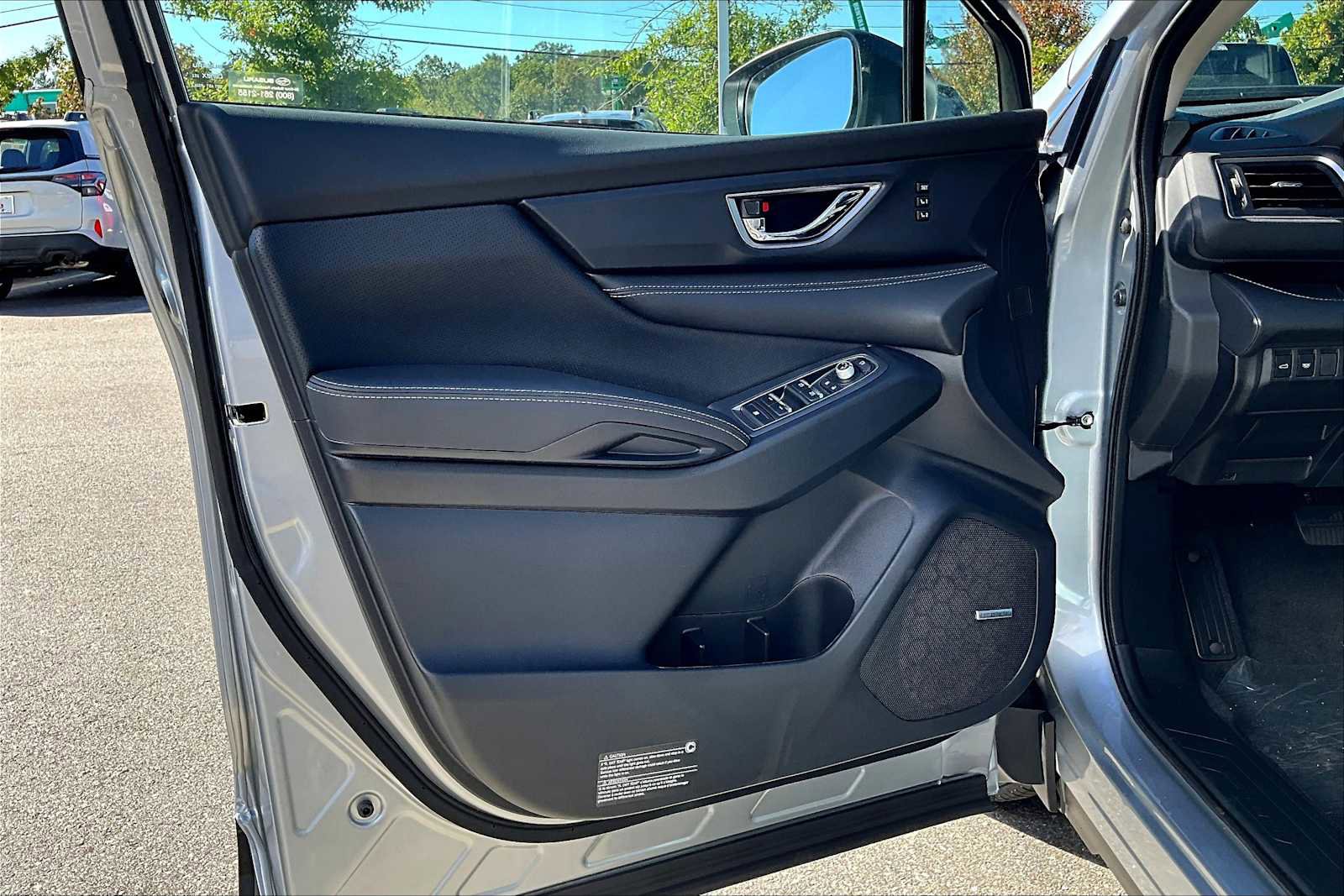 New 2025 Subaru Ascent Limited image 10