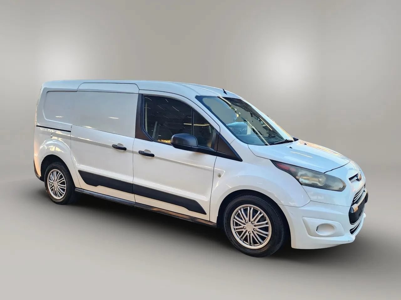 Used 2015 Ford Transit Connect XLT FWD image 4