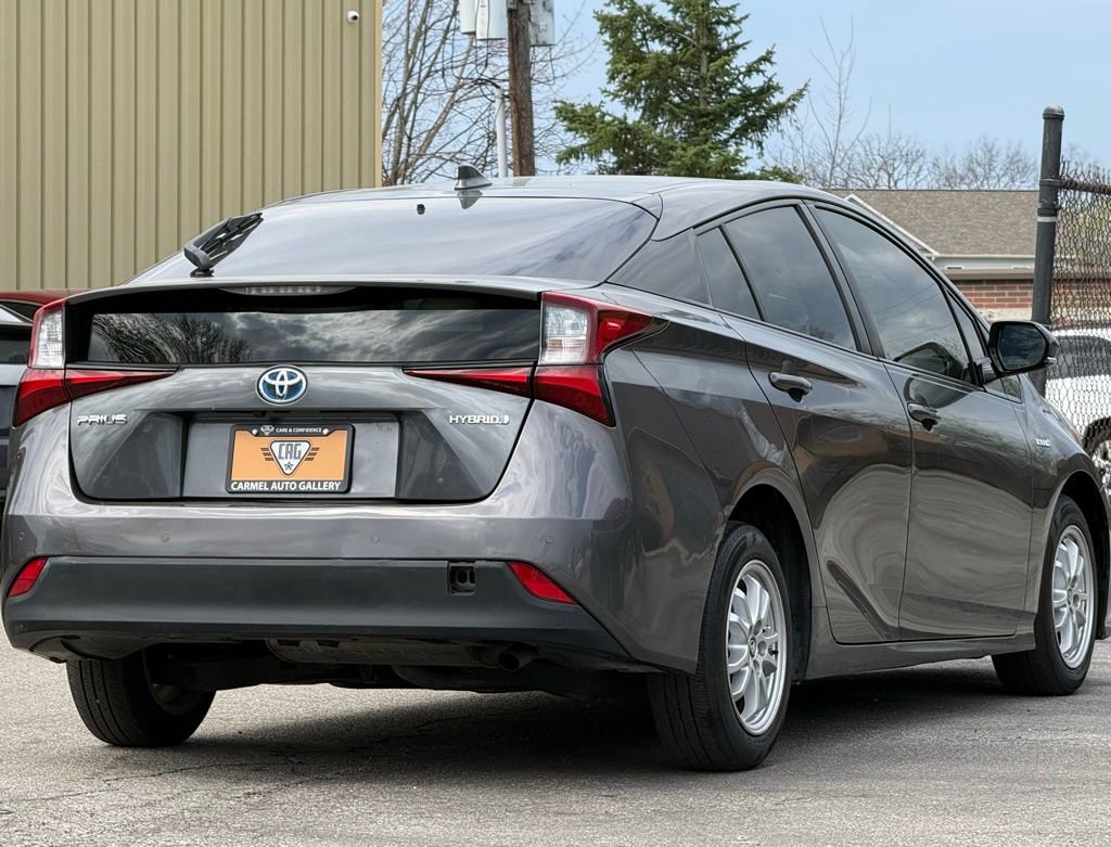 Used 2019 Toyota Prius LE image 5