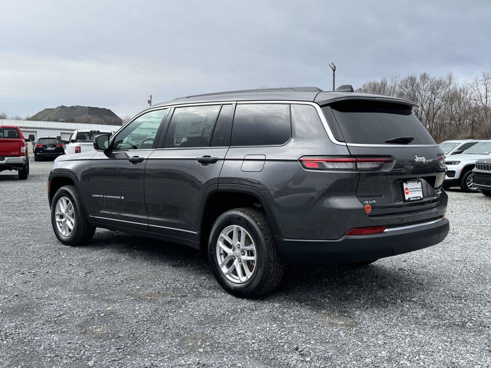 New 2025 Jeep Grand Cherokee L Laredo w/ Luxury Tech Group I AWD/4WD image 23
