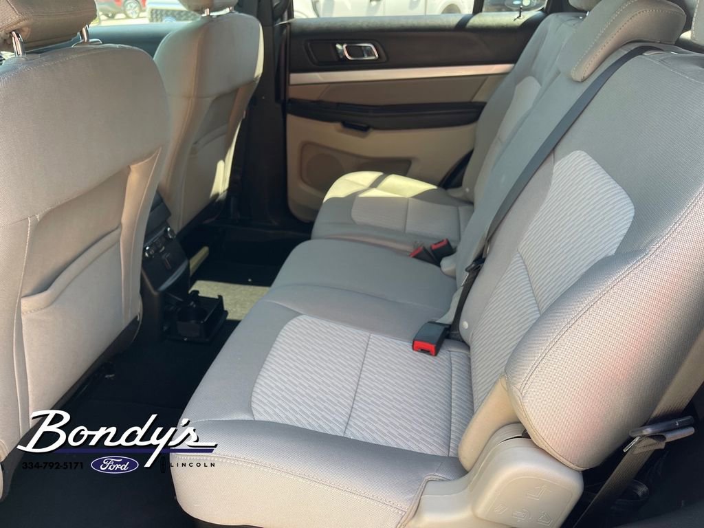 Used 2018 Ford Explorer FWD image 11