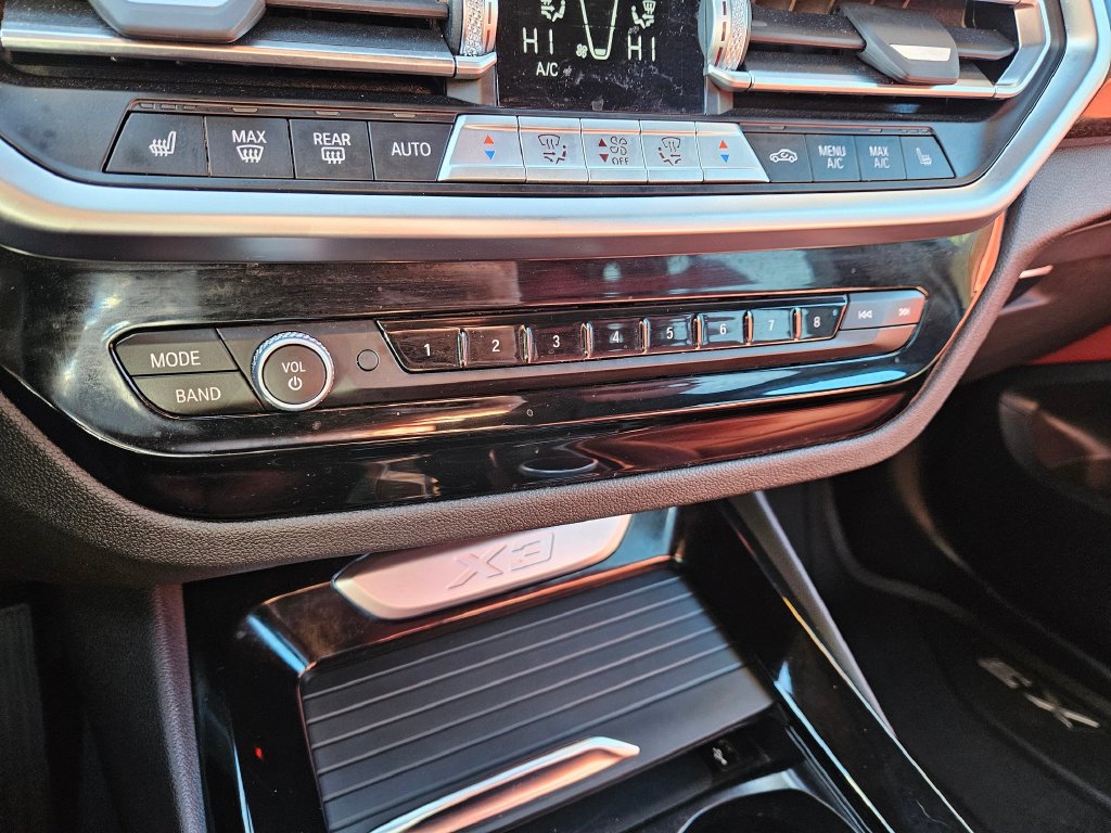 Used 2024 BMW X3 xDrive30i AWD/4WD image 29