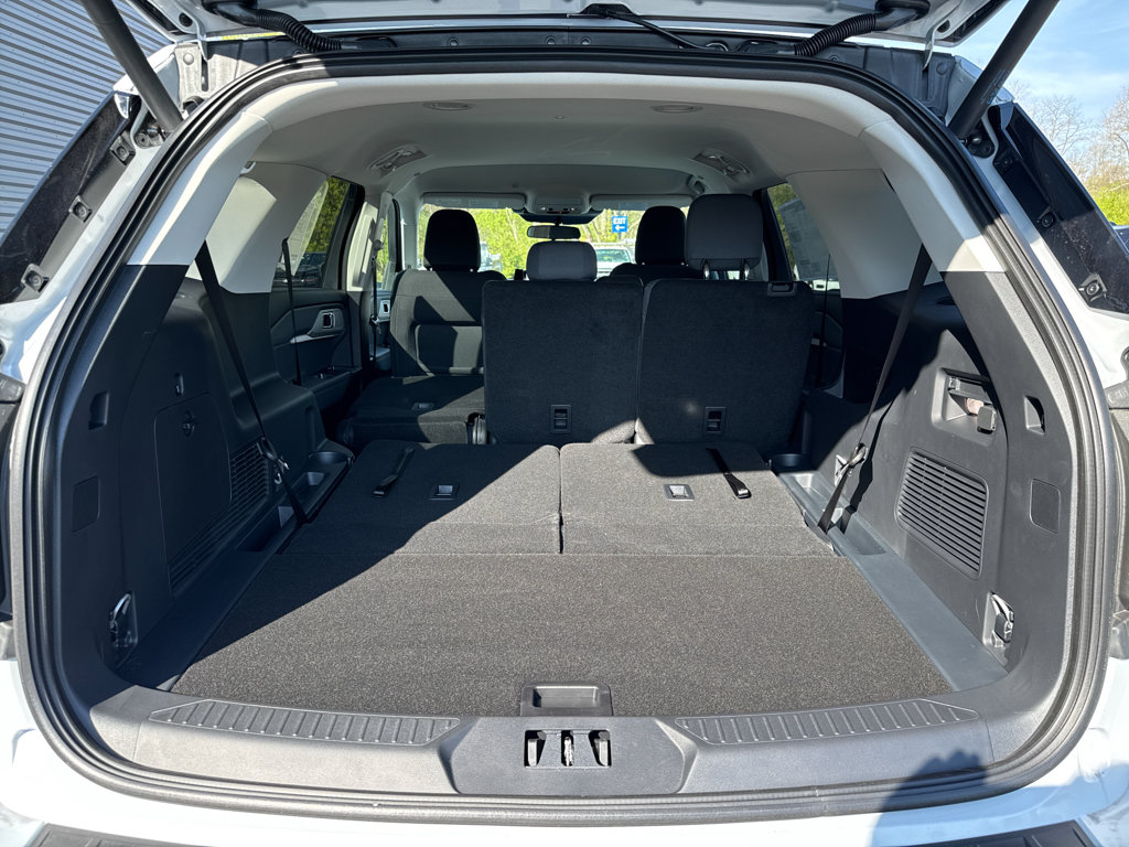 New 2026 Ford Explorer Active AWD/4WD image 7