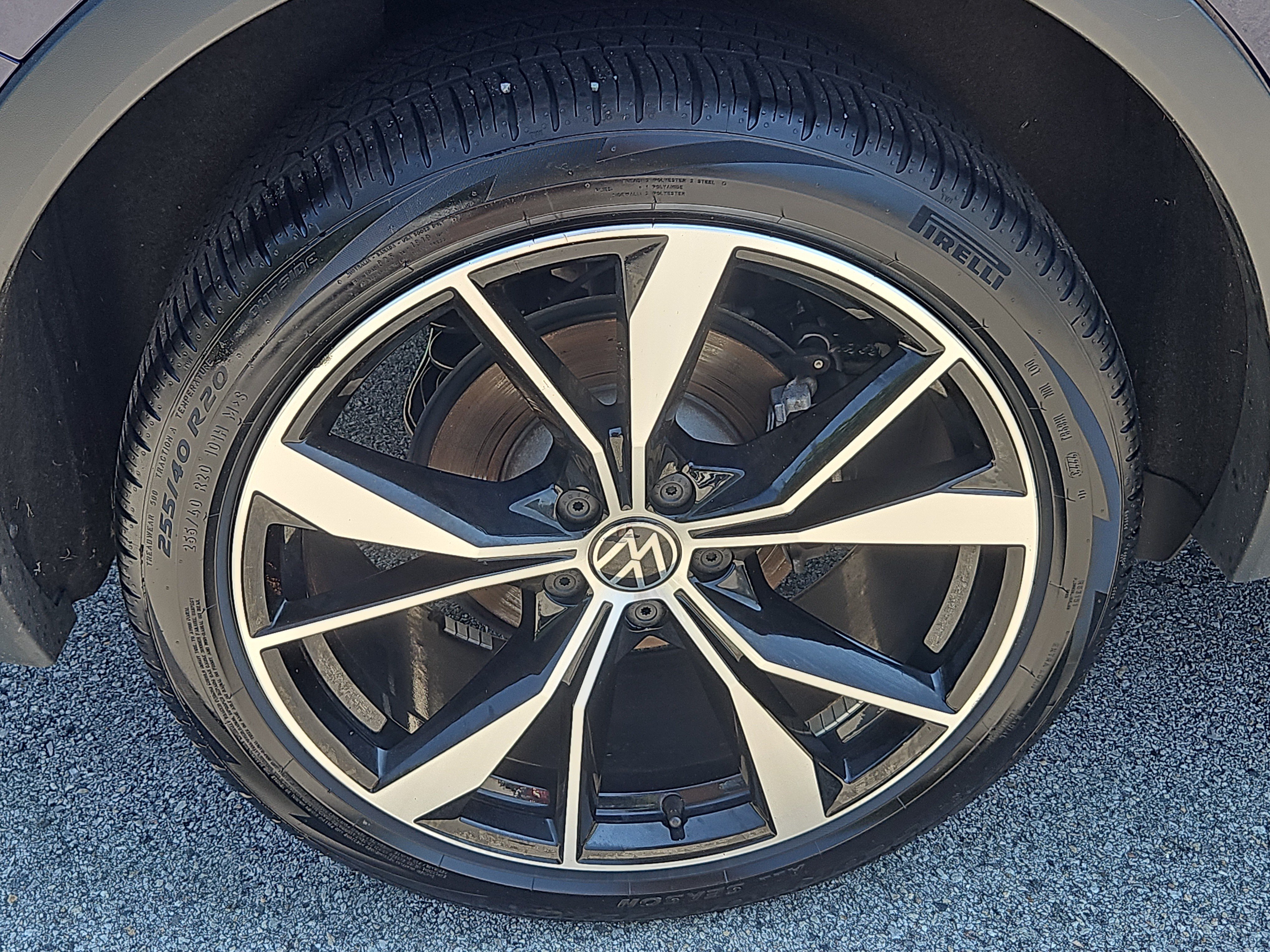Certified 2023 Volkswagen Tiguan SEL R-Line AWD/4WD image 33