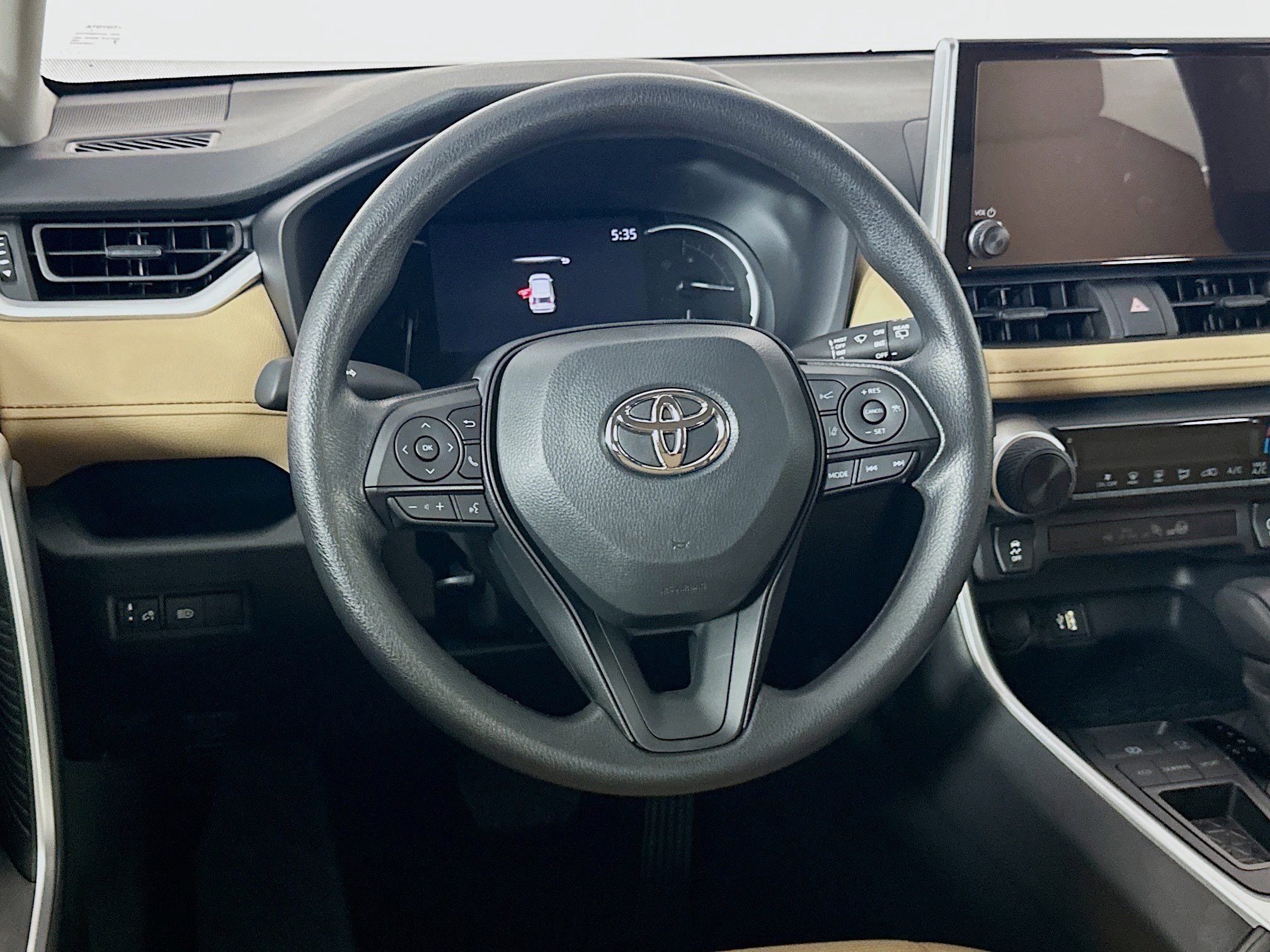 Used 2025 Toyota RAV4 LE image 18