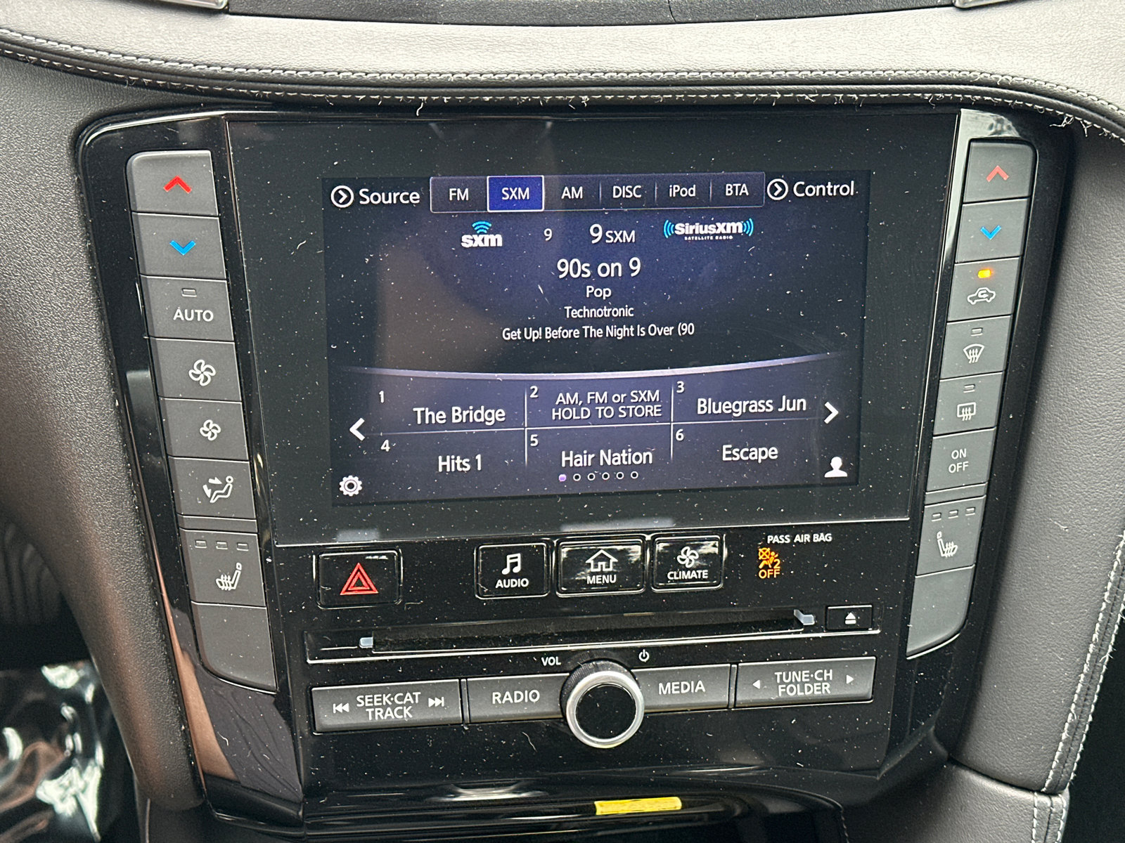 Used 2019 INFINITI QX50 Essential w/ Proactive Package AWD/4WD image 29