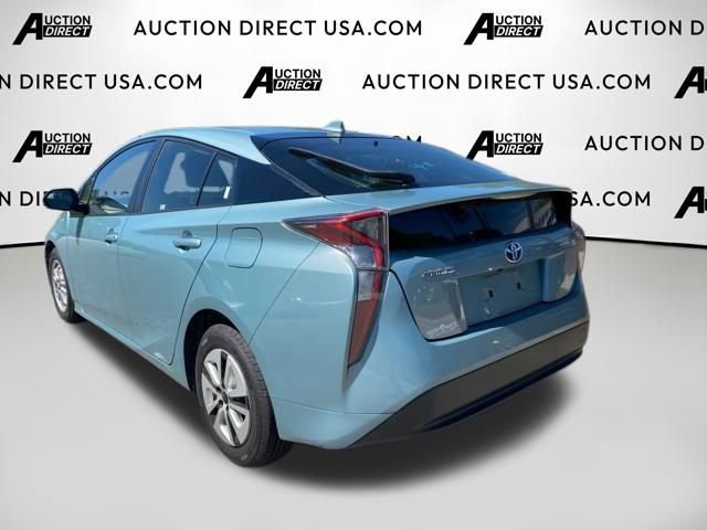 Used 2016 Toyota Prius Four image 9