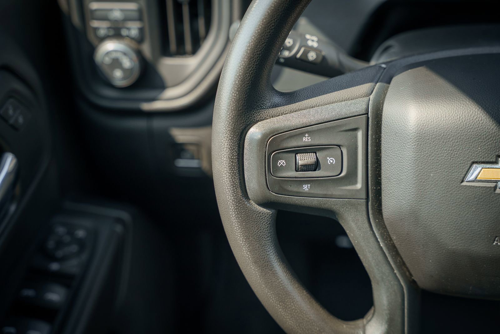 Used 2022 Chevrolet Silverado 1500 Custom AWD/4WD image 28