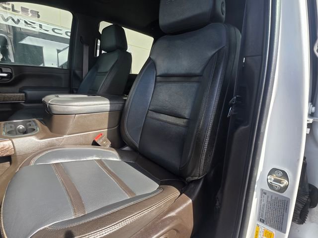Used 2022 GMC Sierra 3500 Denali w/ Denali Ultimate Package AWD/4WD image 28