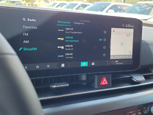 New 2027 Kia Carnival SX FWD image 34