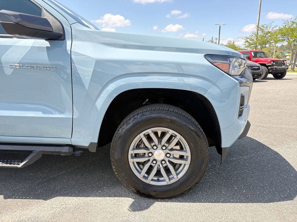 Used 2025 Chevrolet Colorado LT w/ Advanced Trailering Package RWD image 10