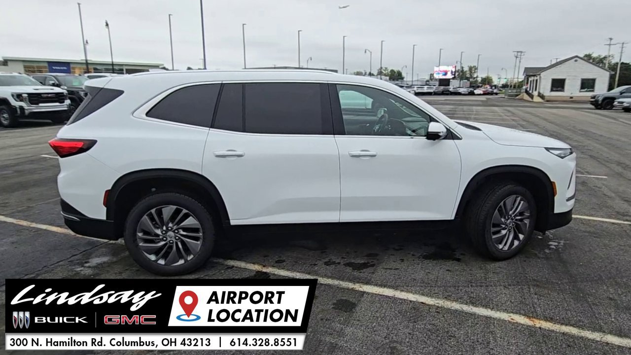 New 2027 Buick Enclave Preferred w/ LPO, Floor Liner Package FWD image 10