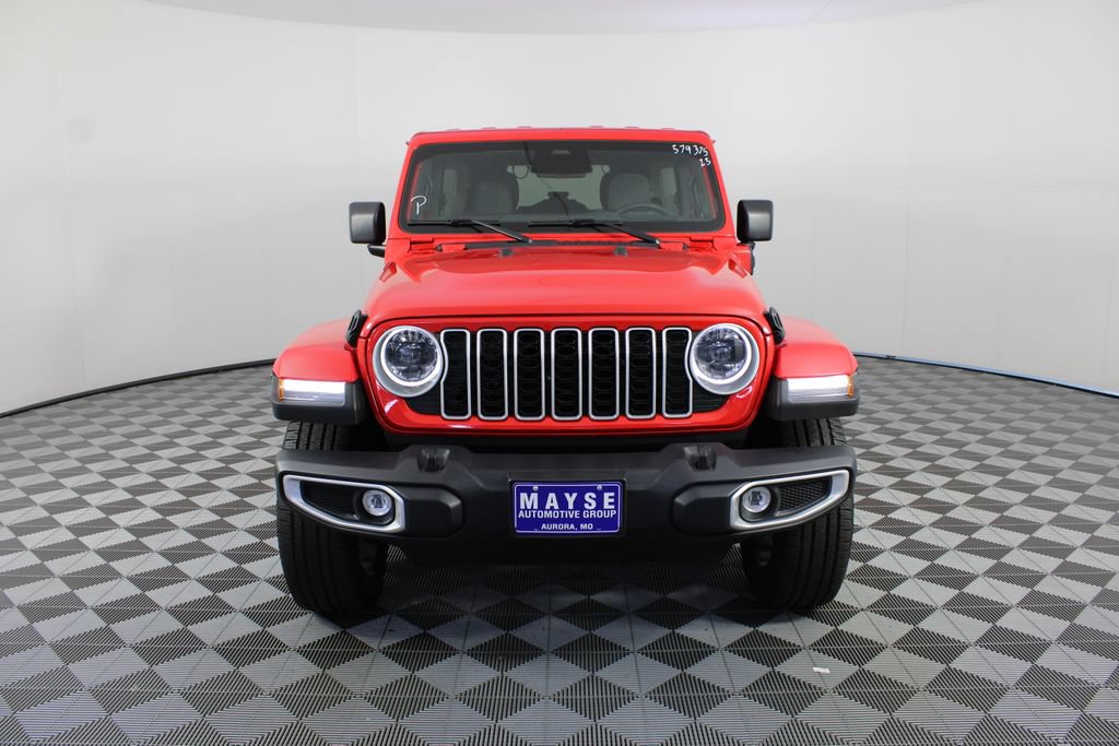 Used 2025 Jeep Wrangler Unlimited Sahara AWD/4WD image 25