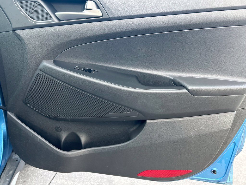 Used 2018 Hyundai Tucson Value AWD/4WD image 31