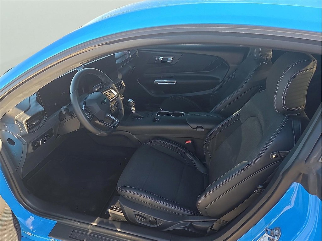 Used 2024 Ford Mustang Coupe image 10