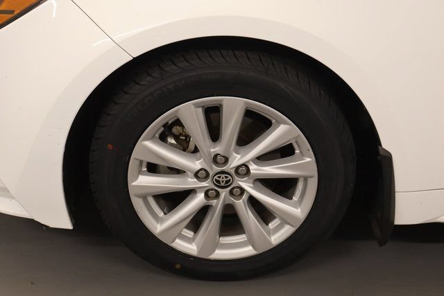 Certified 2025 Toyota Corolla LE w/ LE Premium Package FWD image 9