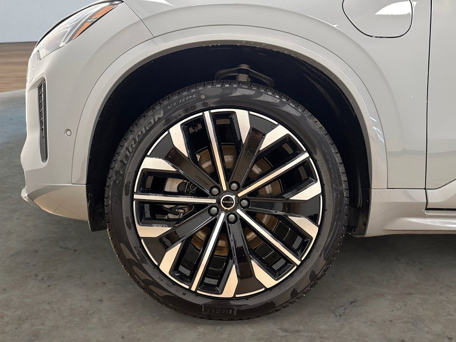 New 2026 Volvo XC90 T8 Ultra w/ Protection Package AWD/4WD image 46