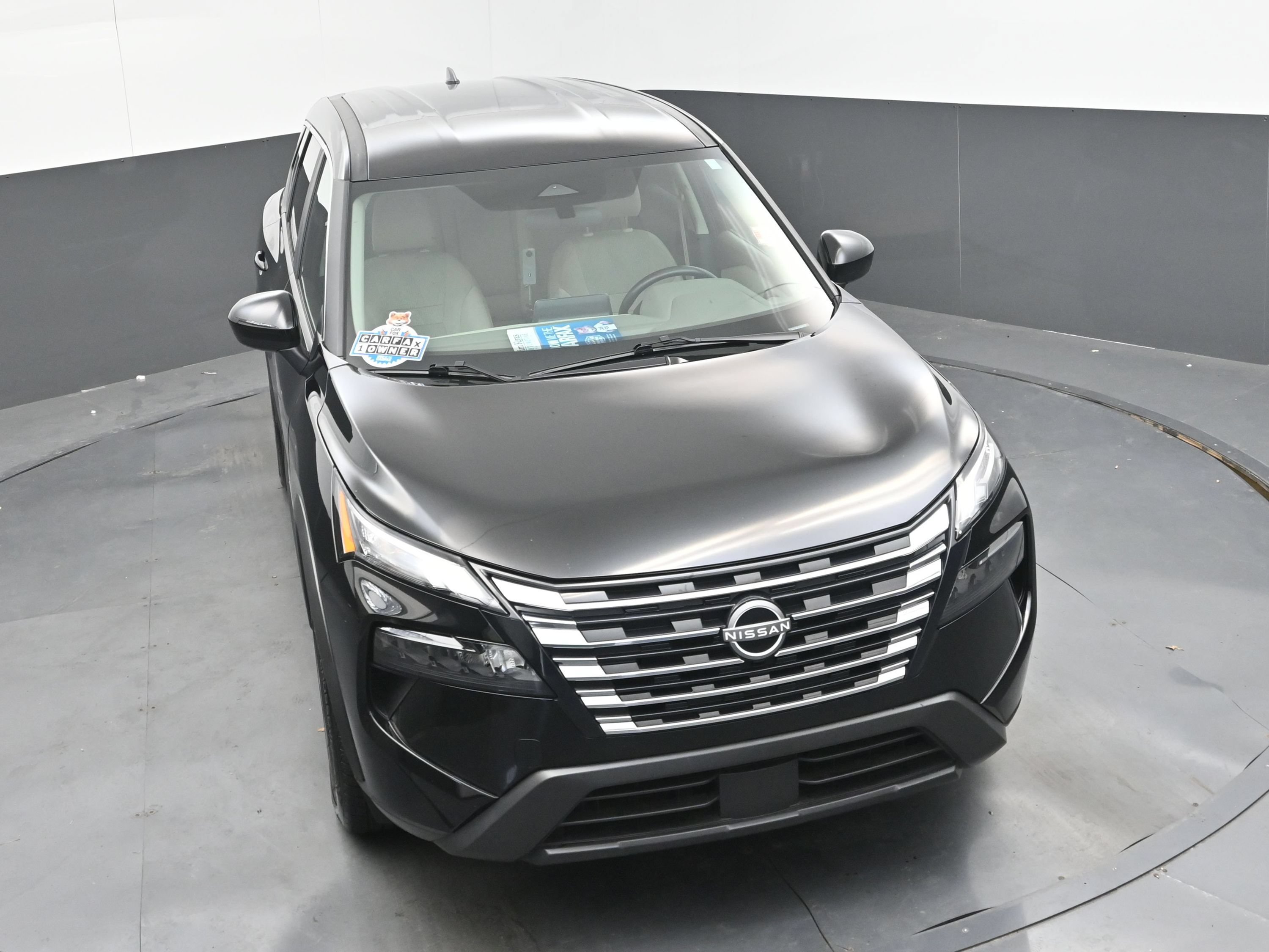 Used 2025 Nissan Rogue SV FWD image 36