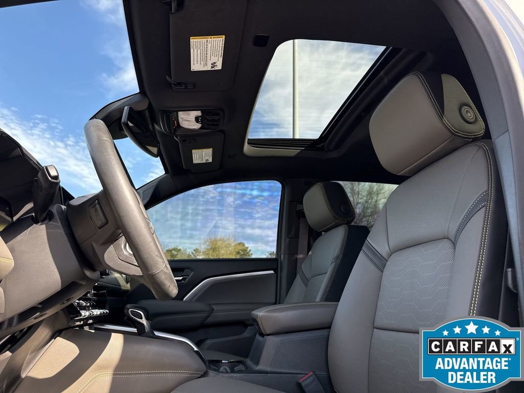 Used 2023 Chevrolet Colorado ZR2 w/ ZR2 Convenience Package III image 25