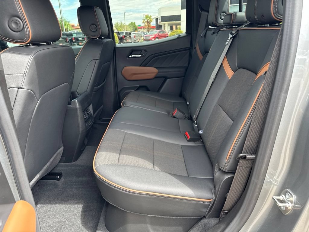Used 2024 GMC Canyon AT4 w/ LPO, Skid Plate Package AWD/4WD image 19