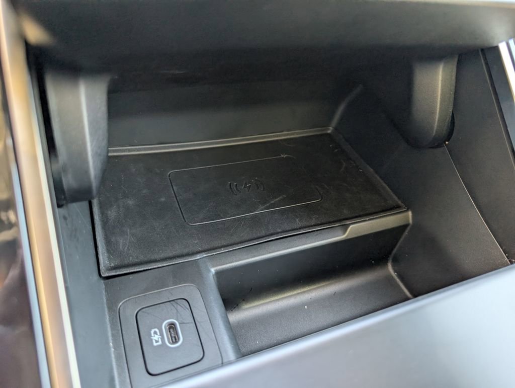 Certified 2025 Land Rover Range Rover Evoque Dynamic SE image 18