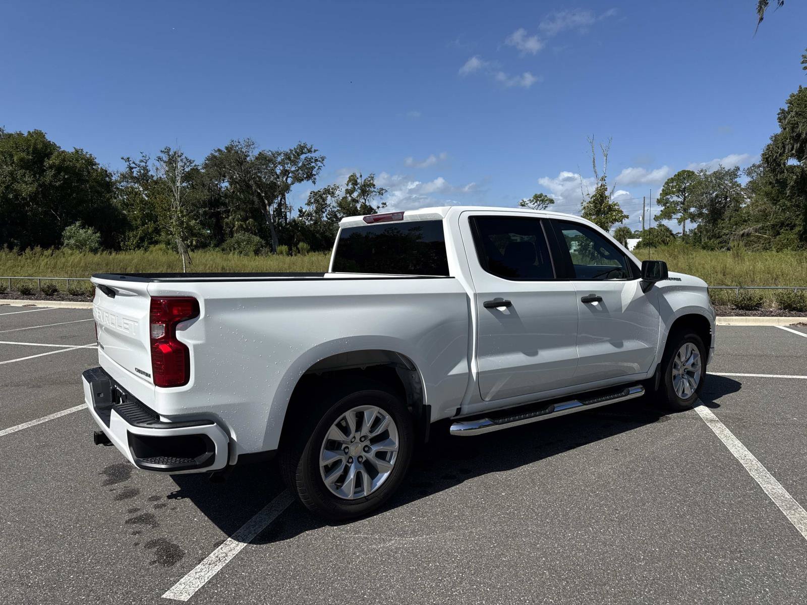 Used 2025 Chevrolet Silverado 1500 Custom RWD image 3