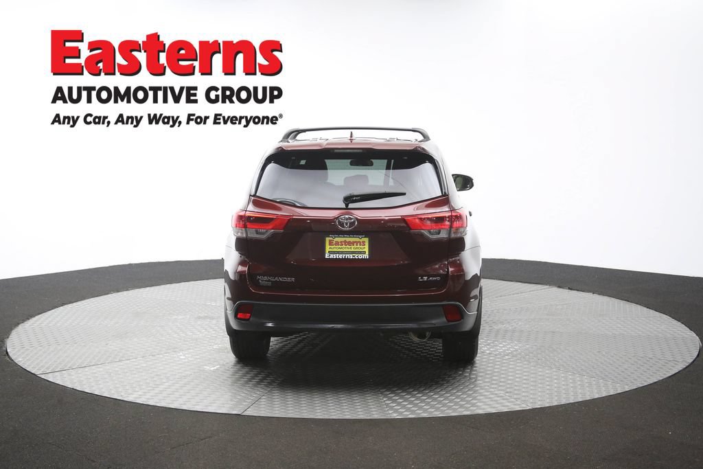 Used 2018 Toyota Highlander Plus AWD/4WD image 36