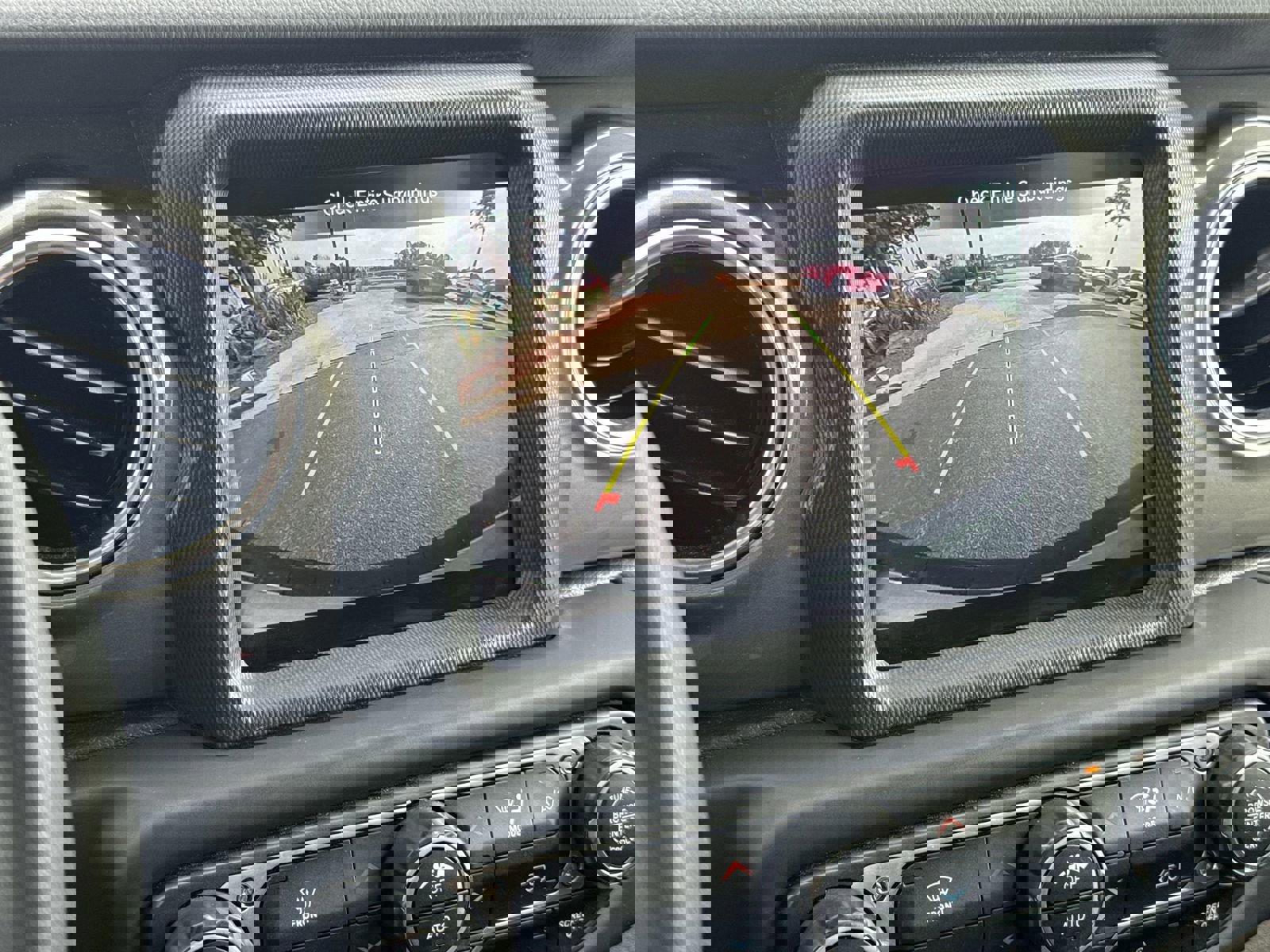 Used 2023 Jeep Wrangler Sahara image 24