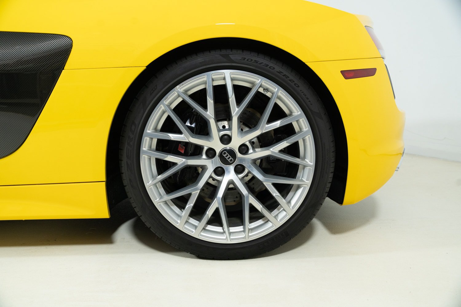 Used 2017 Audi R8 V10 AWD/4WD image 23