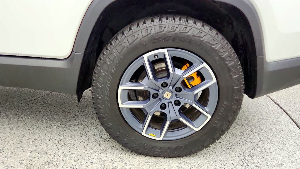 Used 2022 Rivian R1T Launch Edition AWD/4WD image 9
