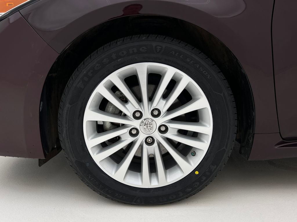 Used 2013 Toyota Avalon XLE Touring image 25