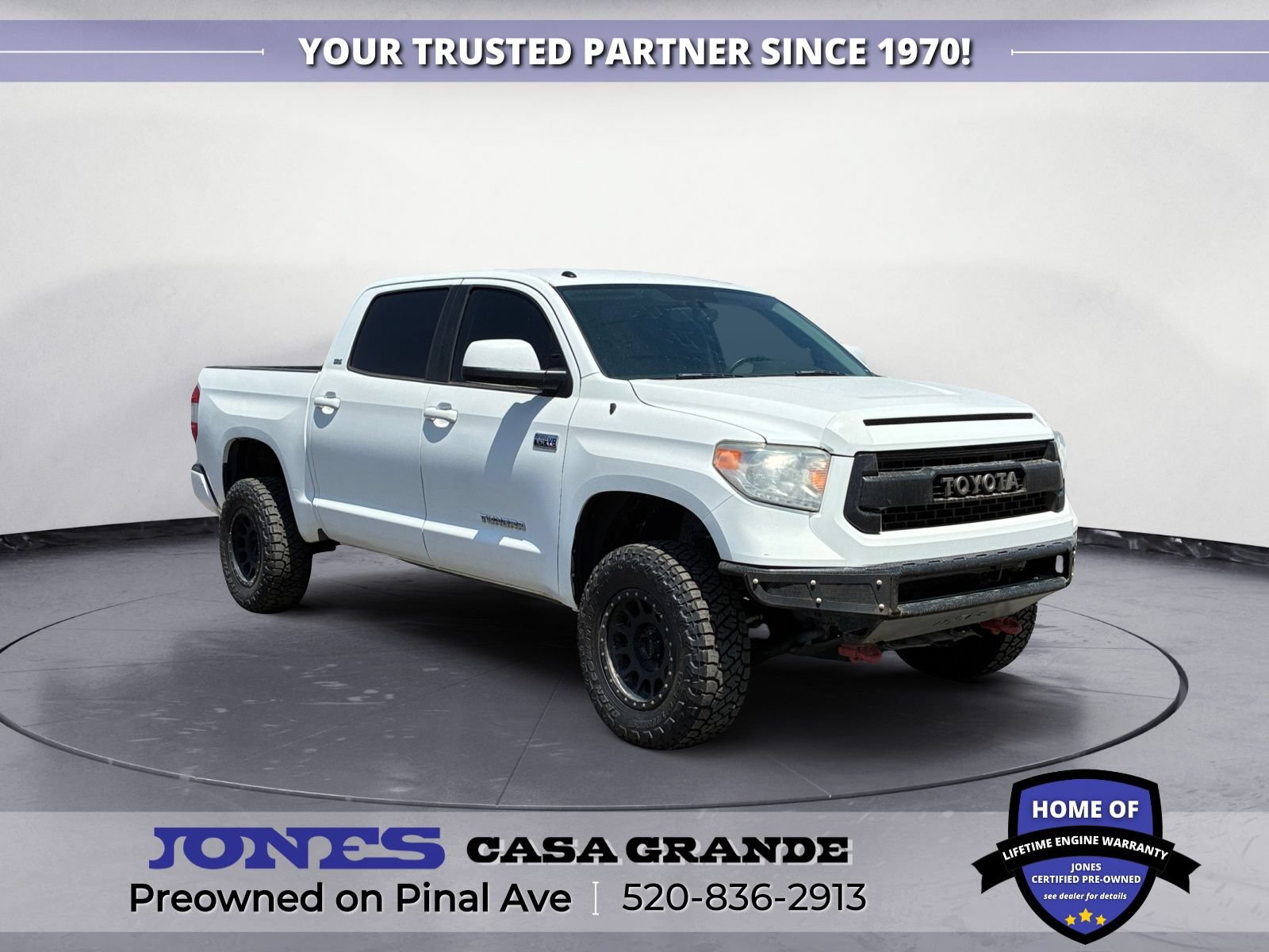 Used 2017 Toyota Tundra SR5 w/ TRD Off Road Package AWD/4WD image 7