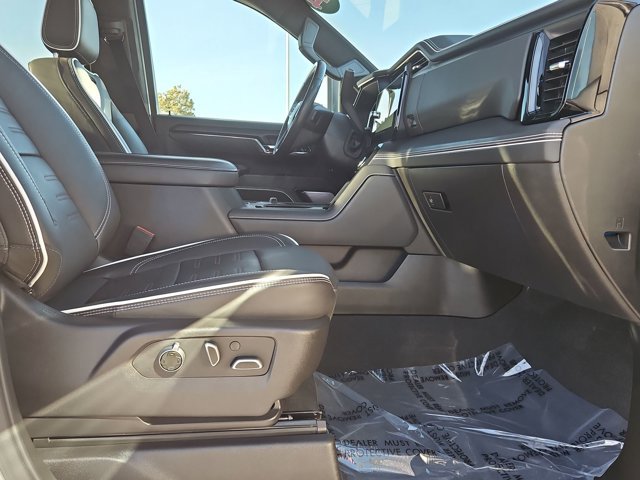 Used 2024 GMC Sierra 2500 AT4X image 21