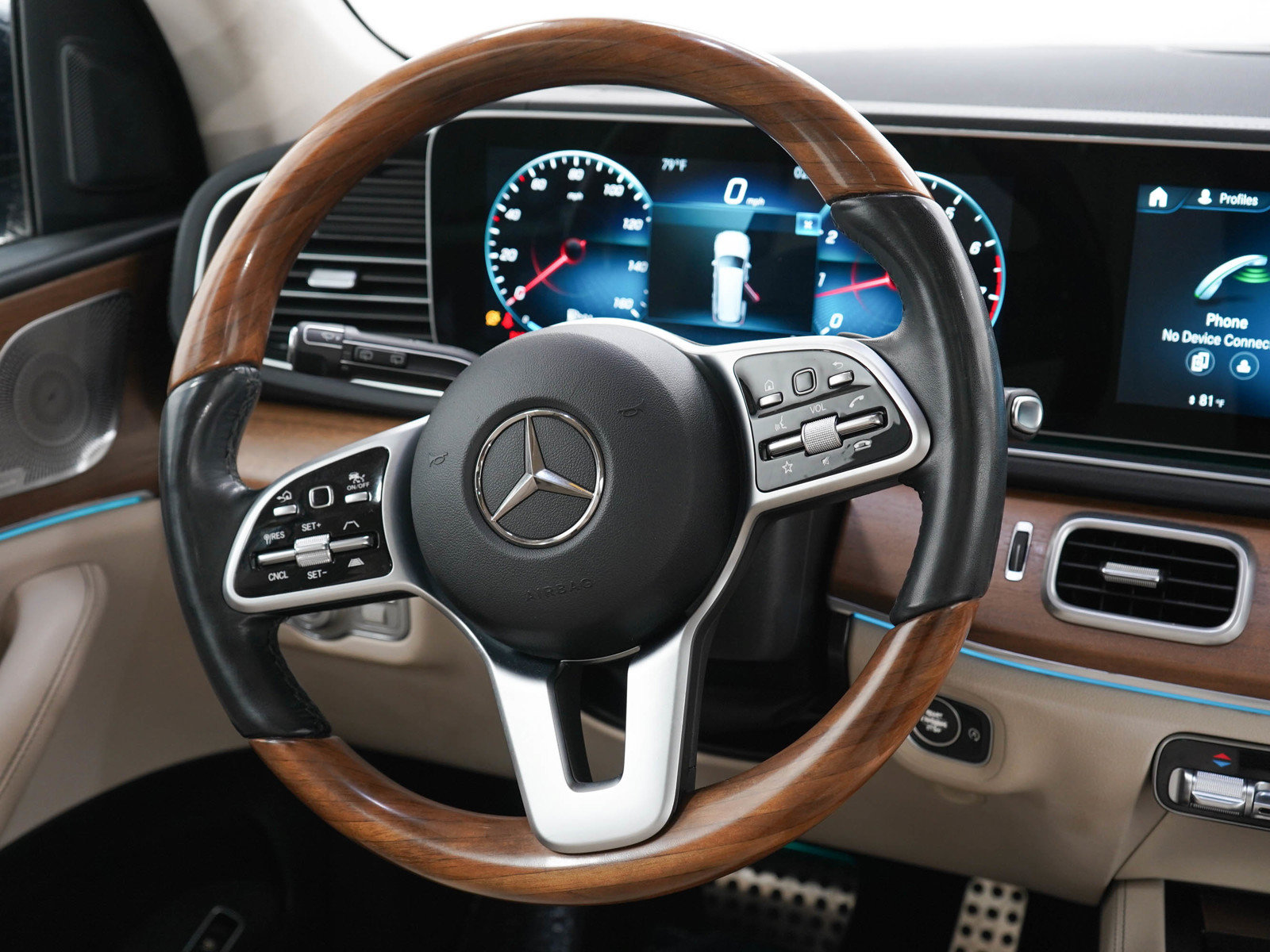 Used 2022 Mercedes-Benz GLS 450 4MATIC image 14