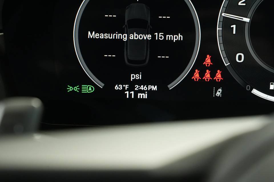 Certified 2026 Porsche Cayenne AWD/4WD image 15