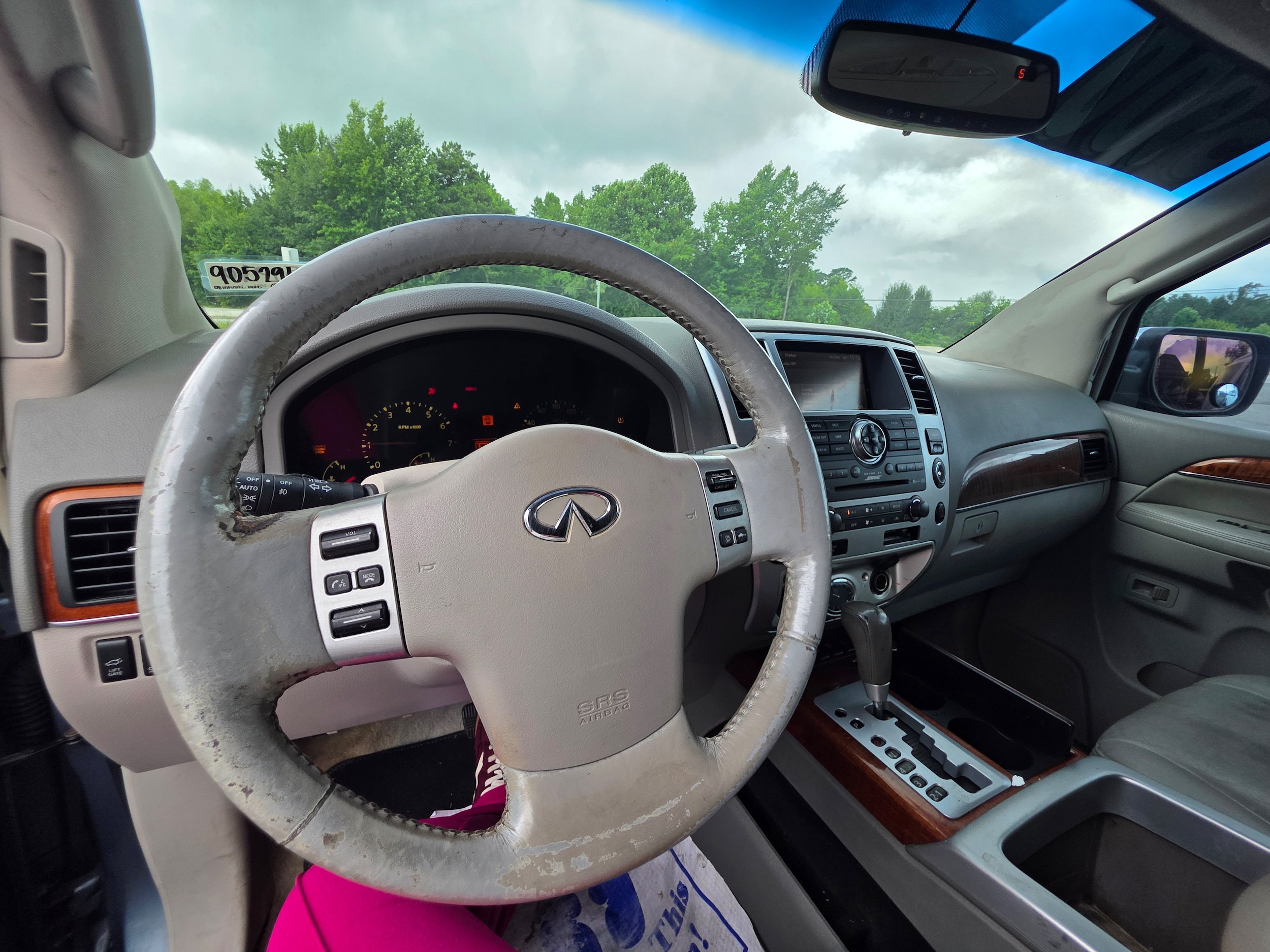 Used 2008 INFINITI QX56 4WD w/ Technology Pkg image 15