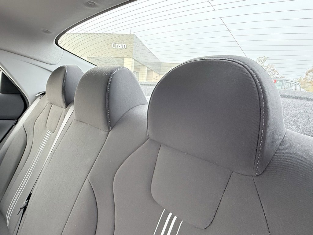 Certified 2024 Hyundai Elantra SEL image 32