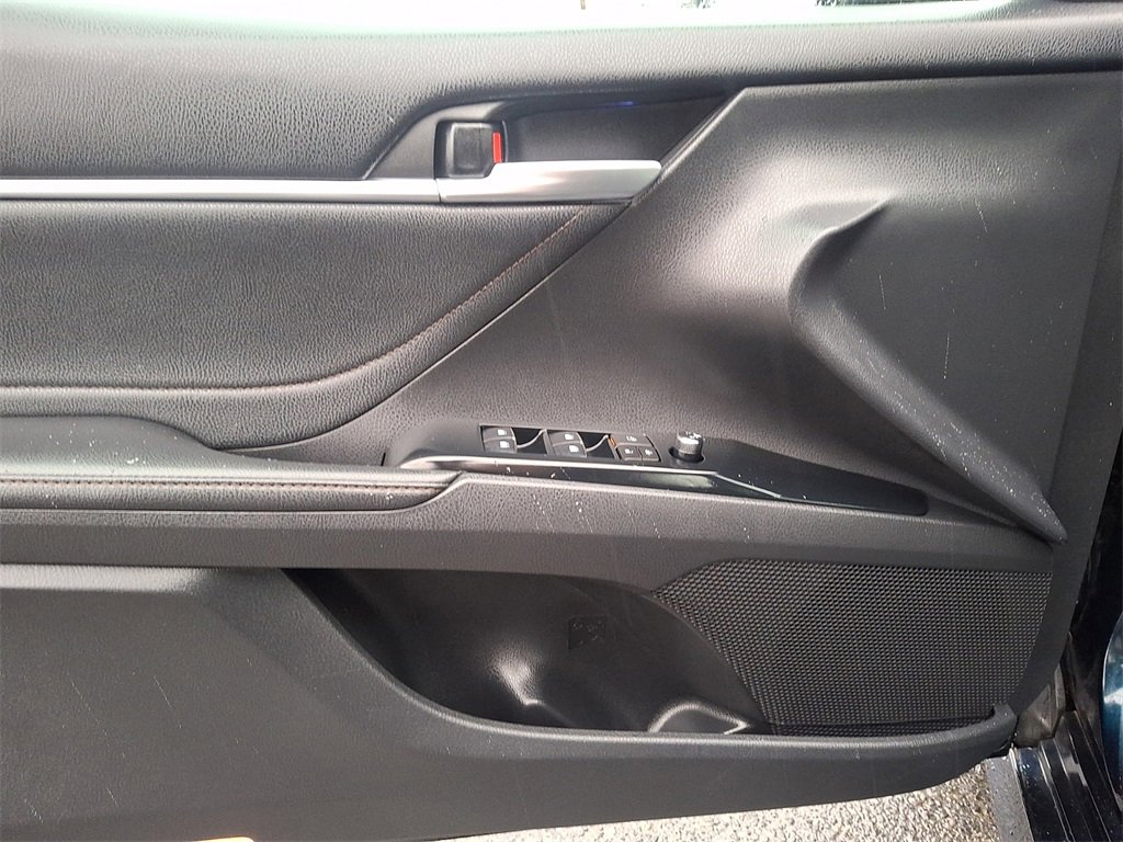 Used 2018 Toyota Camry XLE w/ Audio Package image 14