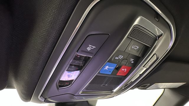 New 2026 Jeep Grand Cherokee Altitude AWD/4WD image 32