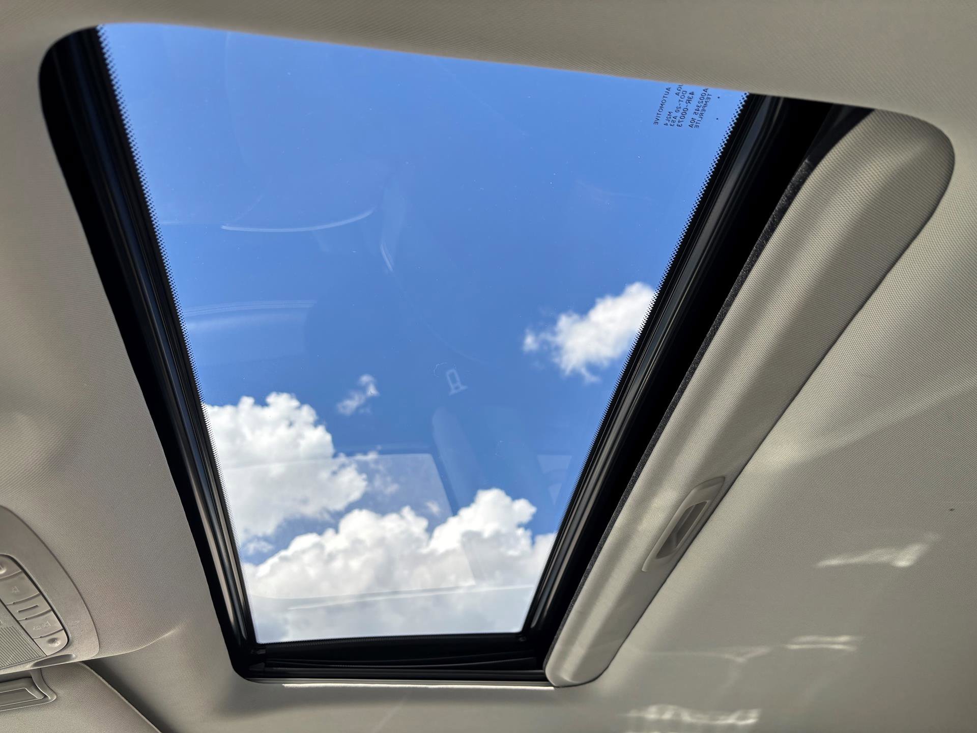 Used 2022 INFINITI QX80 Premium Select w/ Cargo Package image 15