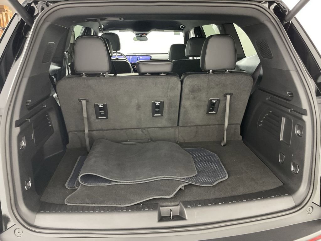 Used 2025 Buick Enclave Preferred image 25