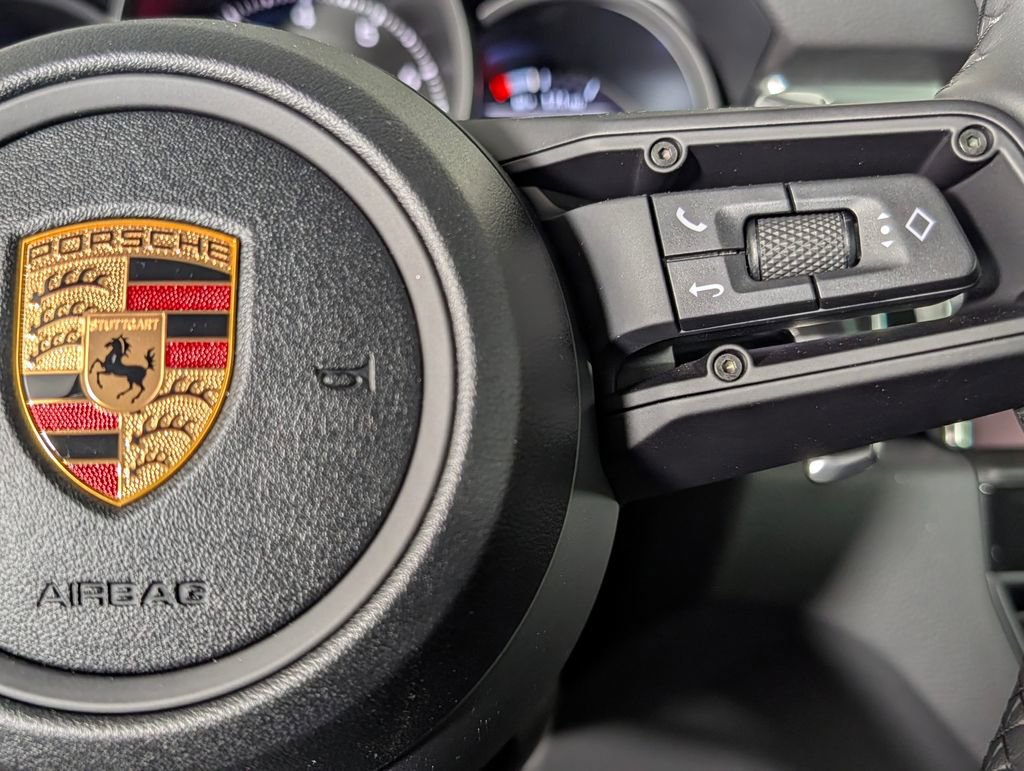 New 2026 Porsche Macan image 38