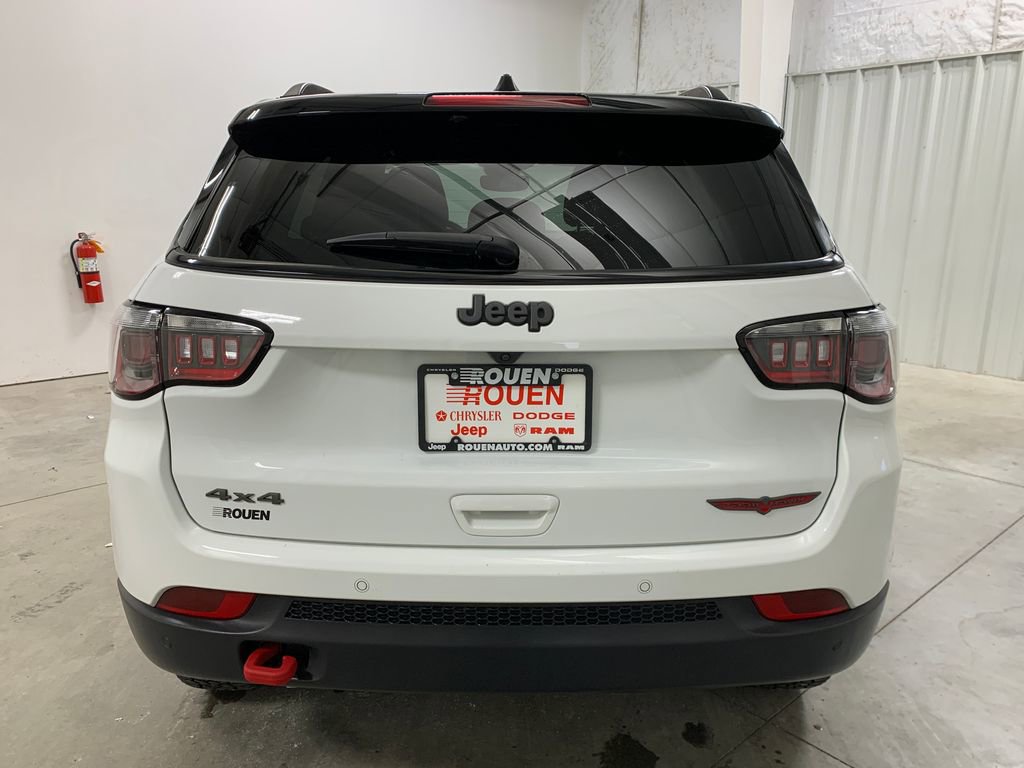Used 2024 Jeep Compass Trailhawk image 21