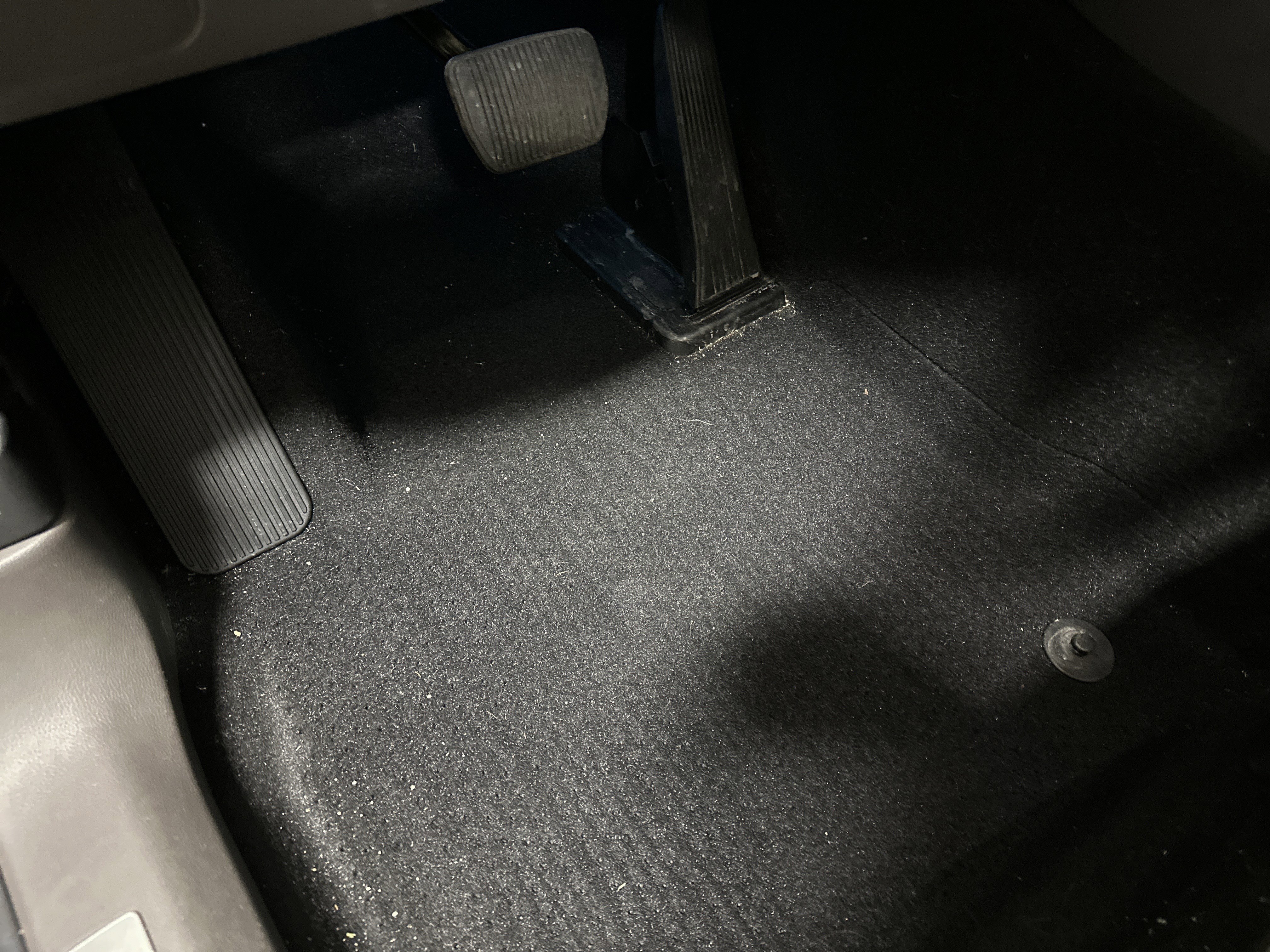 Used 2020 Ford Explorer Platinum w/ Premium Technology Package image 17