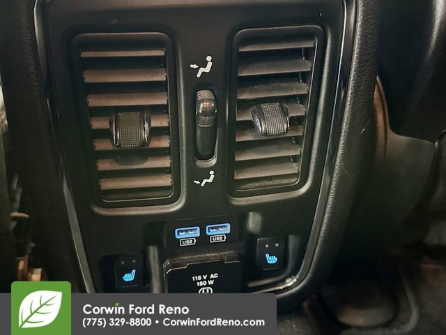 Used 2015 Dodge Durango R/T image 25