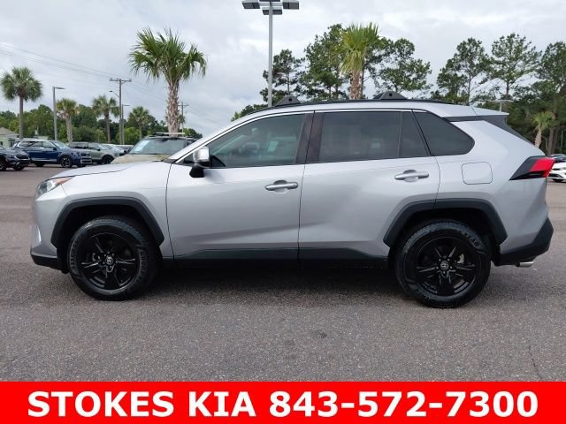 Used 2021 Toyota RAV4 XLE FWD image 9