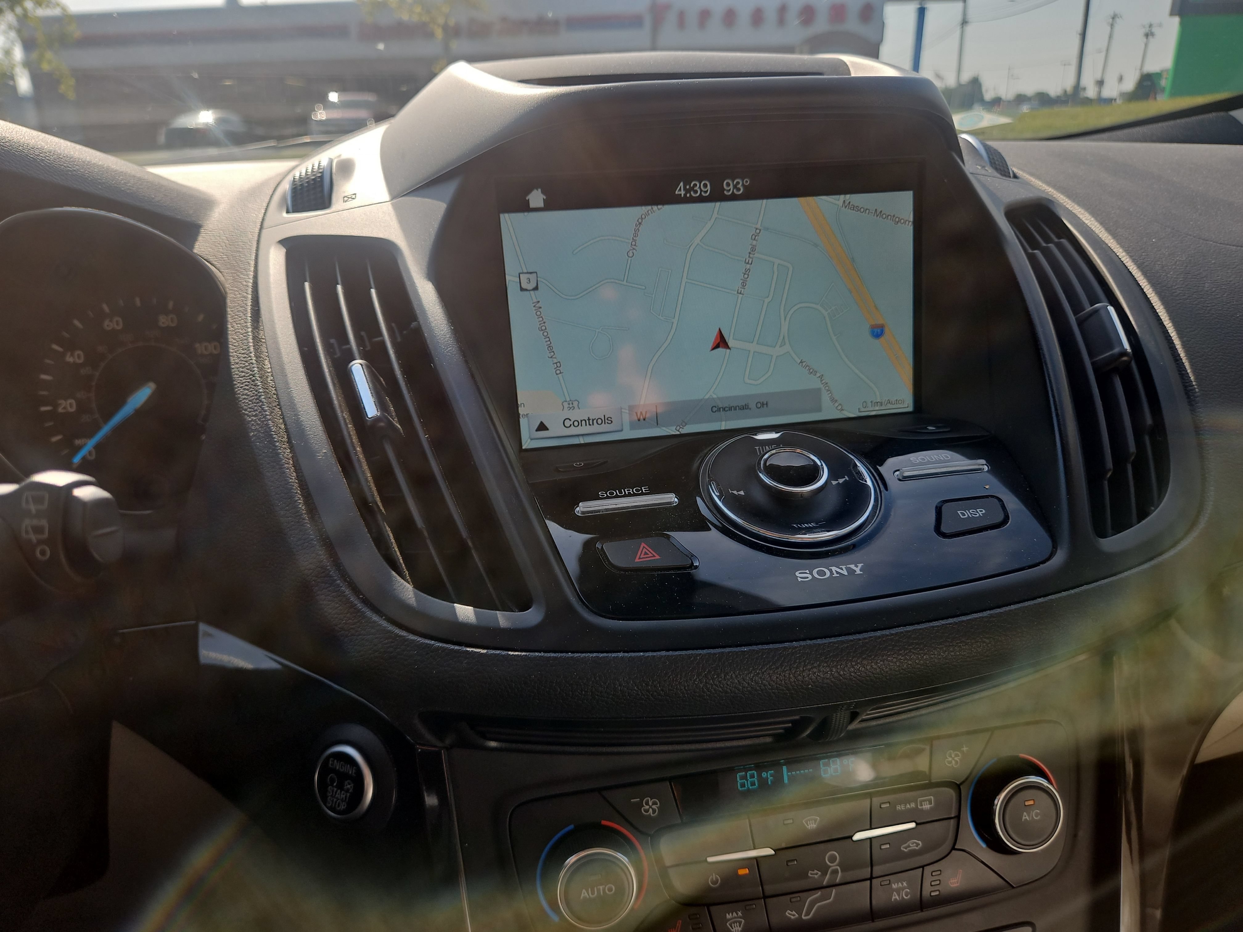 Used 2017 Ford Escape Titanium FWD image 2