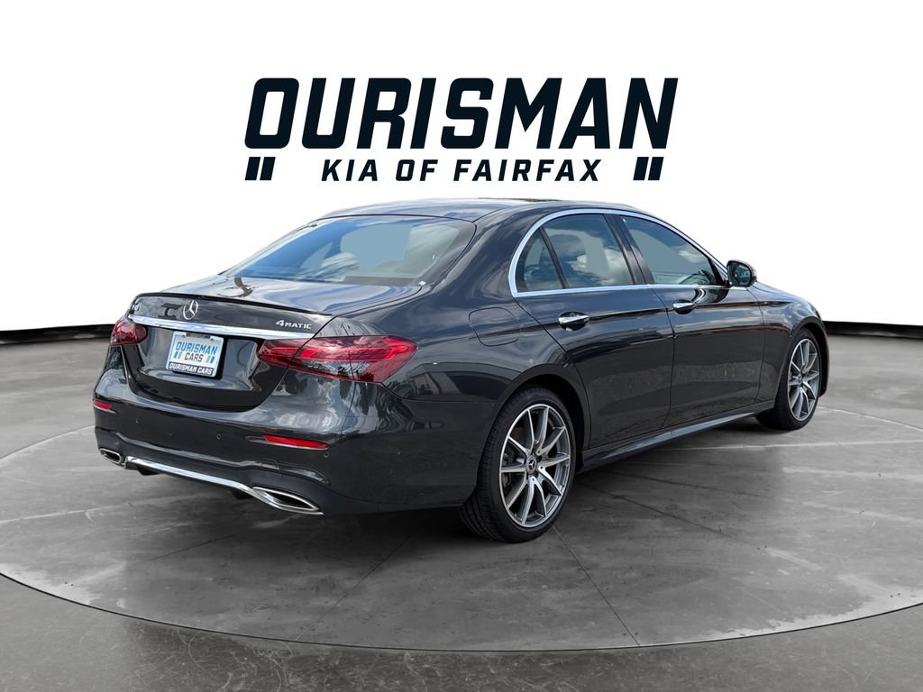 Used 2023 Mercedes-Benz E 350 4MATIC Sedan image 5