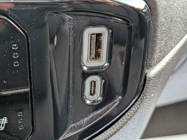 Used 2025 Chevrolet Silverado 1500 LT RWD image 23